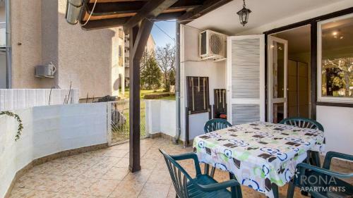 Rona Apartment Porat 2