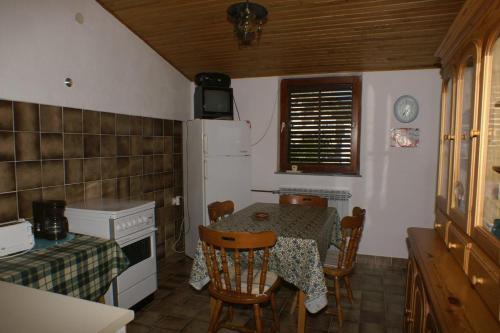 Apartments By The Sea Duce (omis) - 945