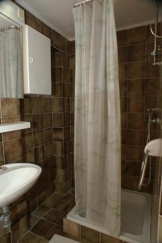 Apartments By The Sea Duce (omis) - 945