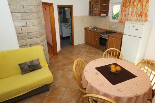 Apartments Majica