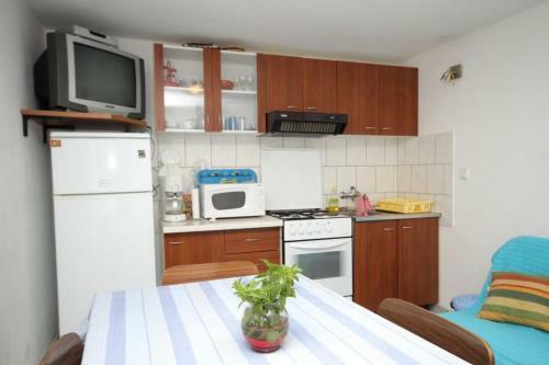 Apartment Mali Losinj 8027a