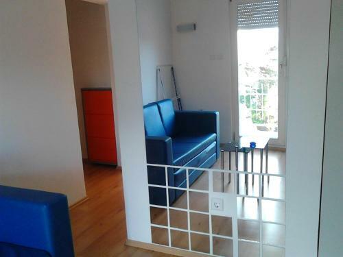 House Danica Apartments & Rooms