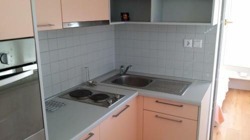 House Danica Apartments & Rooms