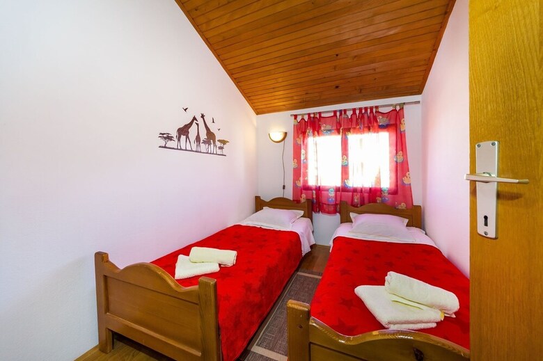 Apartment �ime