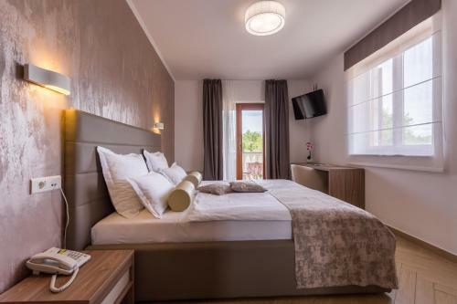 Hostal Vila Milcetic