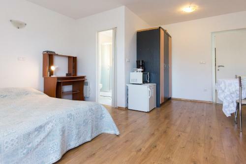 Studio Apartment Vinko T