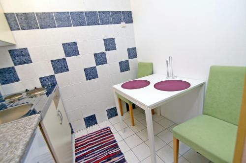 Hostal Apartment Lalita