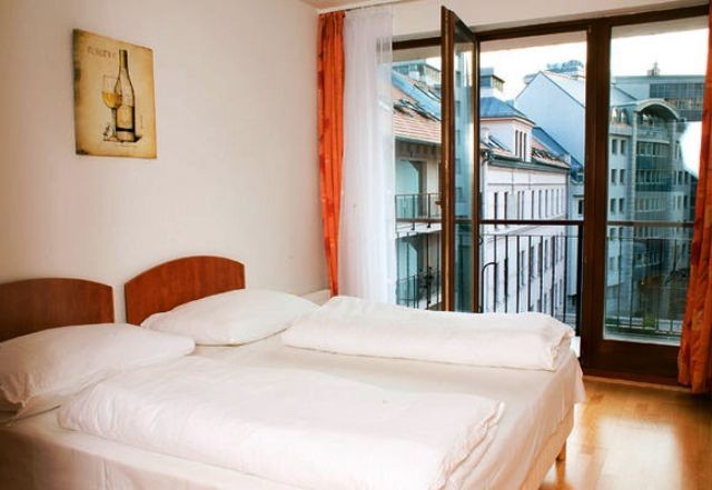 Hotel All-4u Apartments