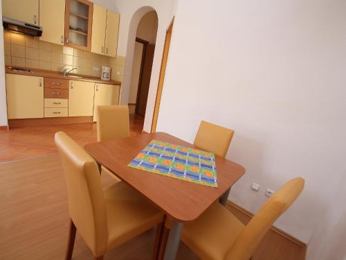 Apartment Inoma.4