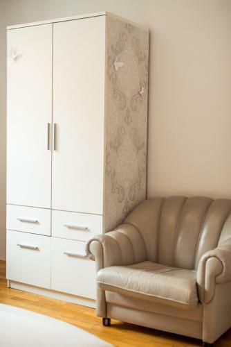 Apartment Sweet Home