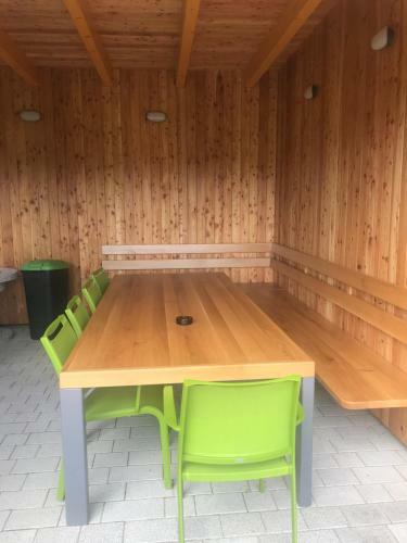 Apartments Beeland Skok