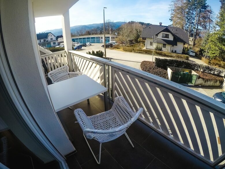 Apartma Lori In Bine