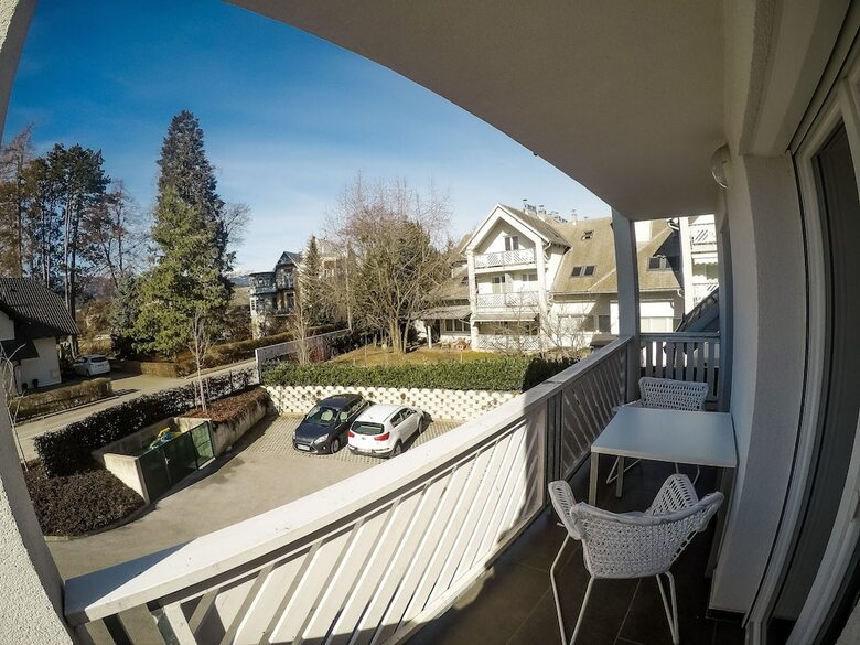 Apartma Lori In Bine