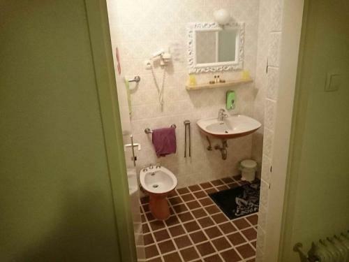 Hostal Guest House Luka