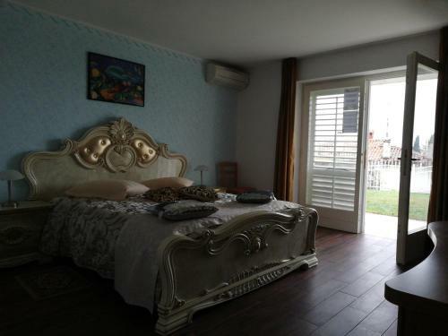 Hostal Guest House Luka