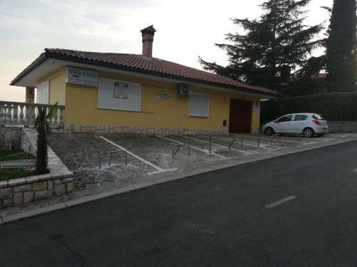 Hostal Guest House Luka