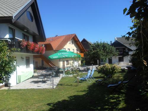 Hostal Apartments & Rooms Preseren