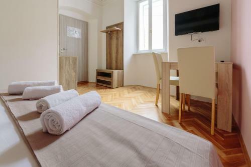 Hostal Piranika