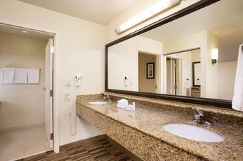 Hotel Boston/woburn North Courtyard By Marriott