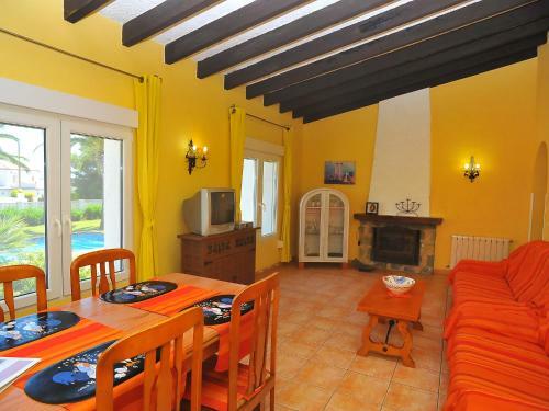 Holiday Home Balcon Al Mar 38-a