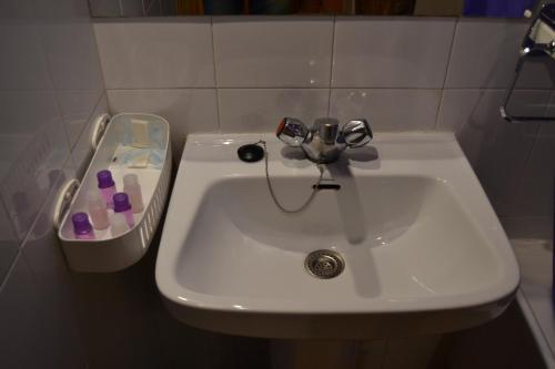 Apartamentos Cuevas Del Escardillo