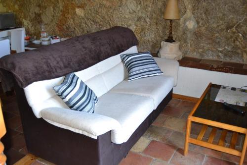 Apartamentos Cuevas Del Escardillo