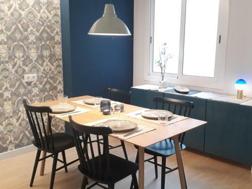 Rambla Batll� Apartments