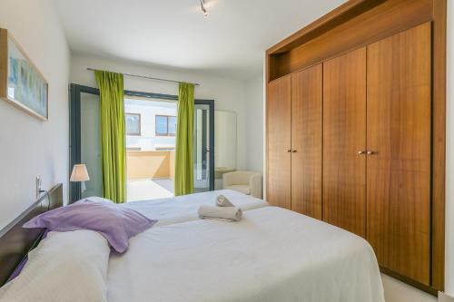 Villa Zafr� Montfarrutx