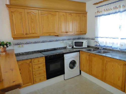 Apartamento Bertur Finca Sim�