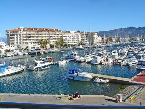 Apartment Del Port 01.1