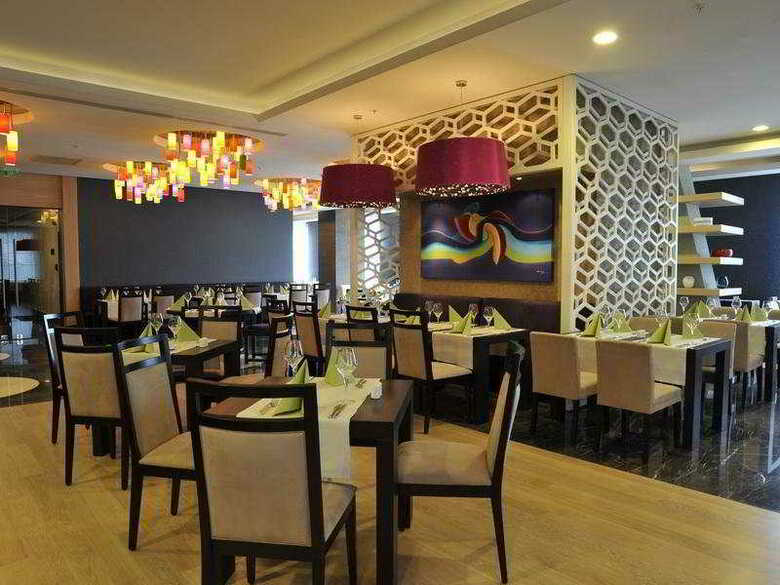 Hotel Ramada Plaza Antalya