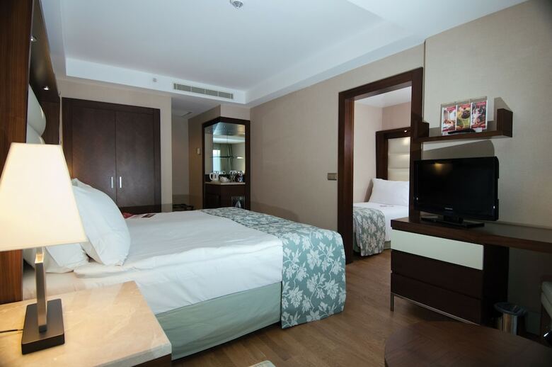 Hotel Ramada Plaza Antalya