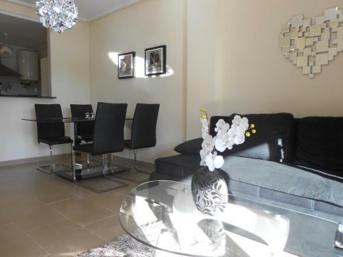 Apartamento Jardines De Las Marinas
