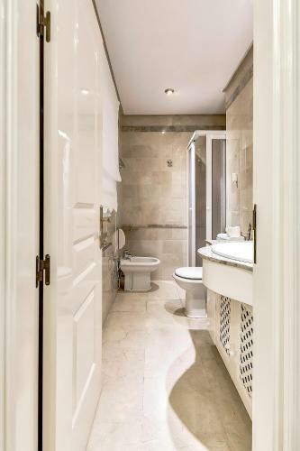 Townhouse In La Duquesa