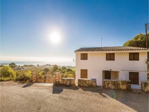 Ten-bedroom Holiday Home In Alcanar Platja