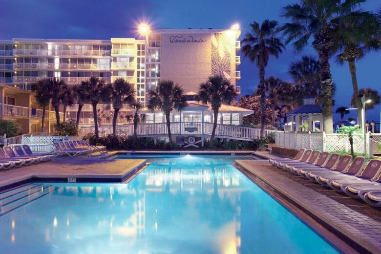 Hotel Tradewinds Island Grand