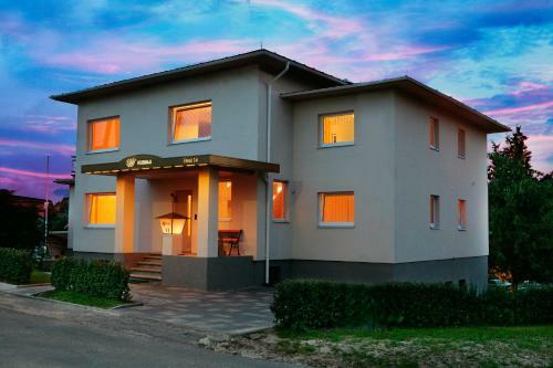 Hostal Felixi Maja