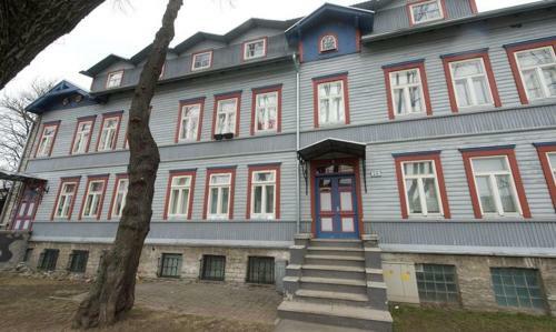 Zair Apartments