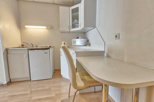 Daily Apartments - Tatari Residence