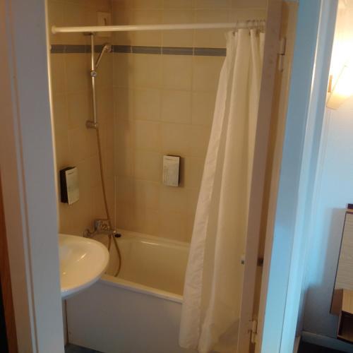 Hotel Campanile Livry-gargan