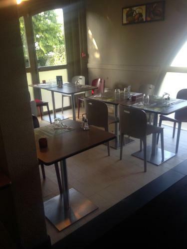 Hotel Campanile Livry-gargan