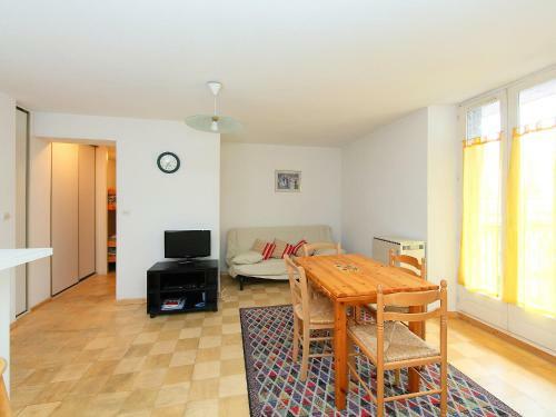Apartment L'univers