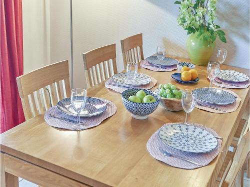 Four-bedroom Holiday Home In Lanzac