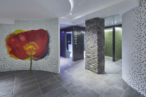 Kyriad Prestige Lyon Est - Saint Priest Eurexpo Hotel And Spa