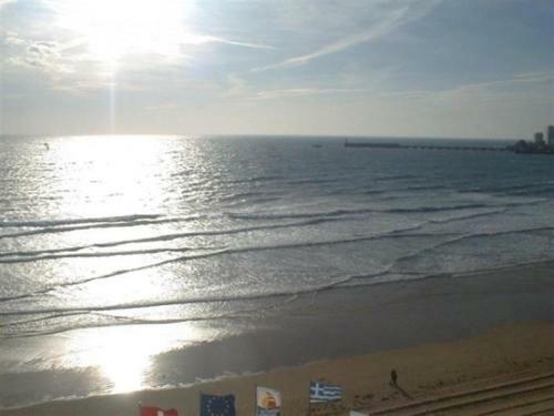 Rental Apartment Avec Une Superbe Vue Sur La Plage 2