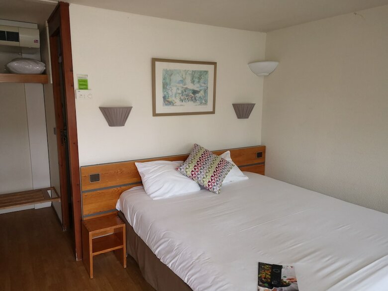 Hotel Campanile Angers Ouest - Beaucouz�