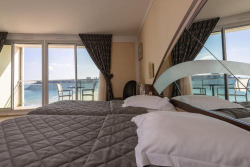 Hotel Le Crystal Dinard Plage