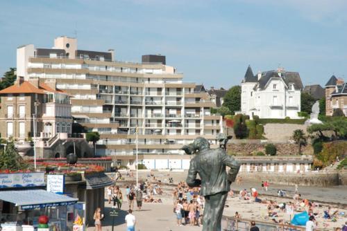 Hotel Le Crystal Dinard Plage