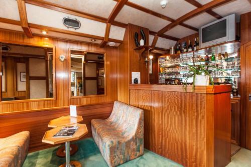 Hotel Le Crystal Dinard Plage