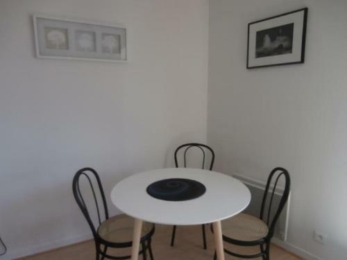 Rental Apartment Corsaires 2